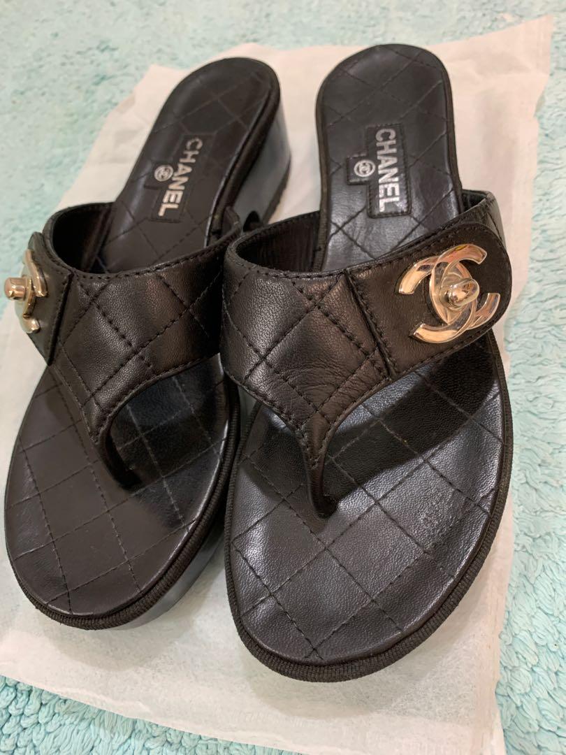 Price Dropped - Authentic Chanel Quilted Thongs Sandals Slip-Ons Size   Super Rare , Women's Fashion, Footwear, Flipflops and Slides on Carousell
