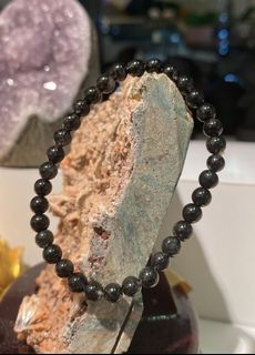 (Category: ) located in . Submitted by crystalelement (Listing ID 1130397713, Image 1). Description: .