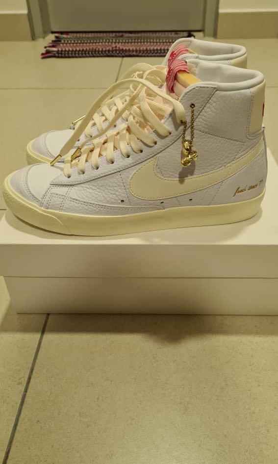 blazer mid popcorn