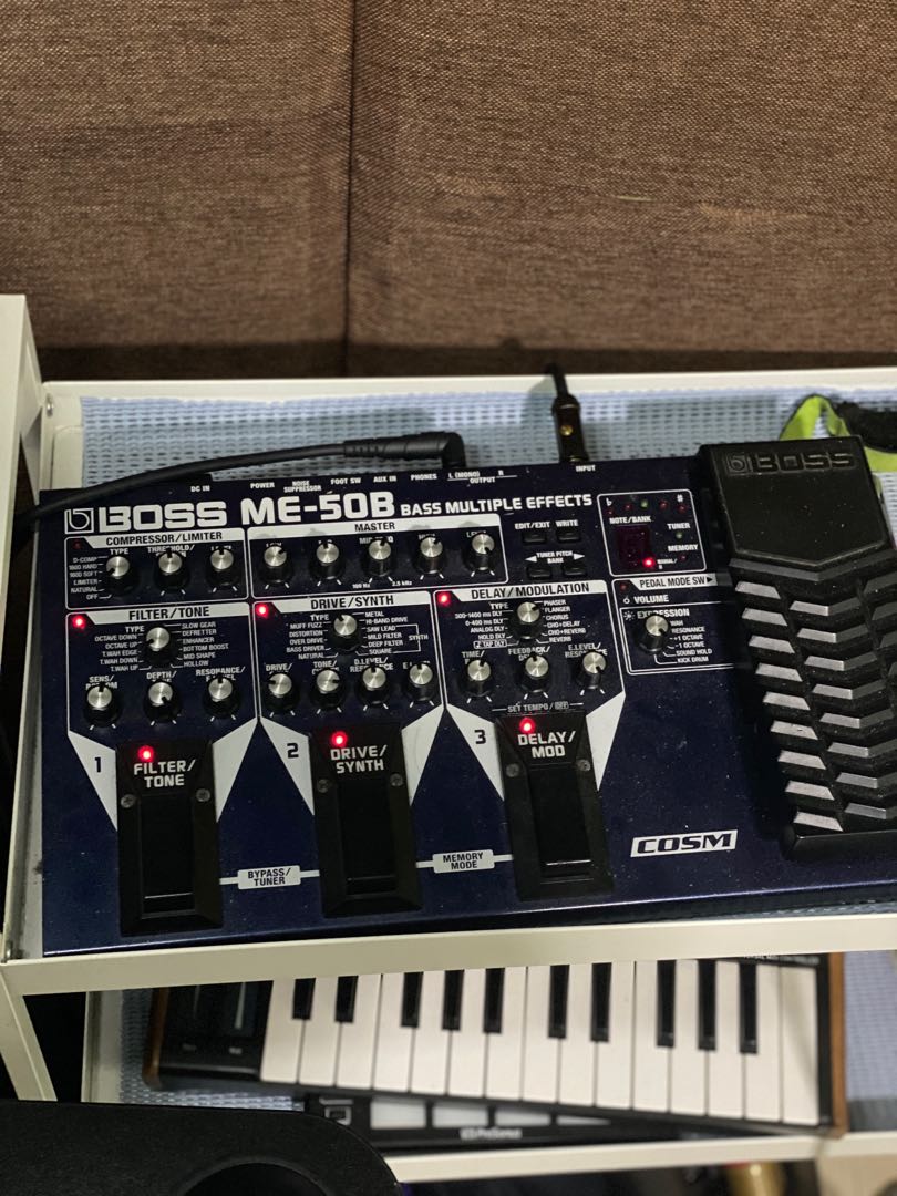 BOSS ME50B multi effect bass pedal, Hobbies & Toys, Music & Media