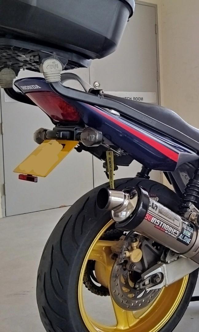 cb400 tail tidy