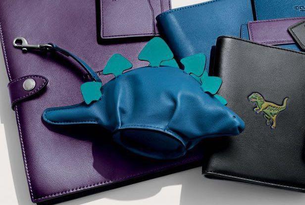 Coach dinosaur coin purse outlet