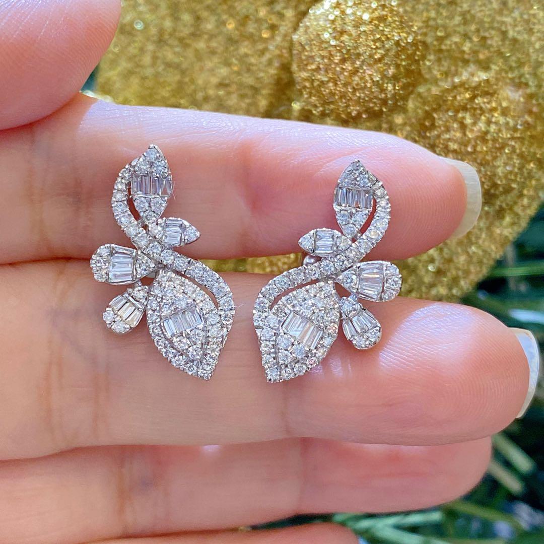 SOLD PRETTY Natural diamond earrings