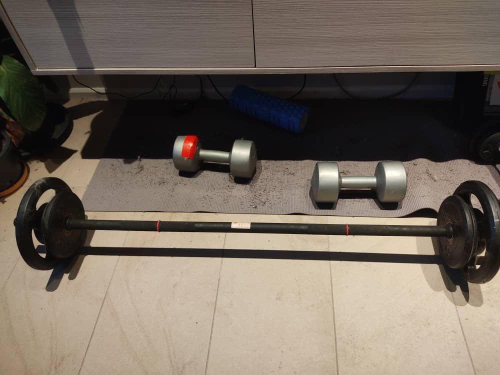 Decathlon Dumbbell & Barbell set, Sports Equipment, Exercise & Fitness