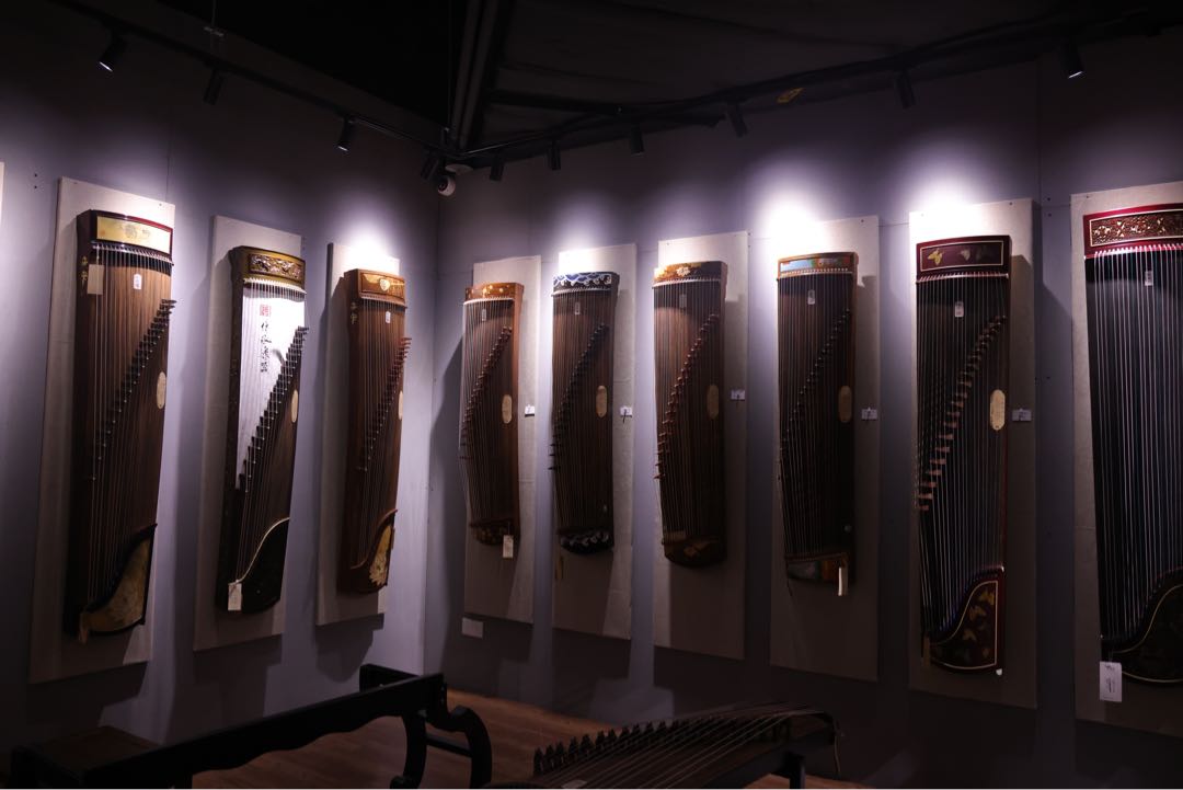 Guzheng Guqin Market Store in Singapore, Hobbies & Toys, Music & Media