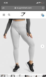 (Category: ) located in . Submitted by wardrobe8802 (Listing ID 1130339431, Image 1). Description: .