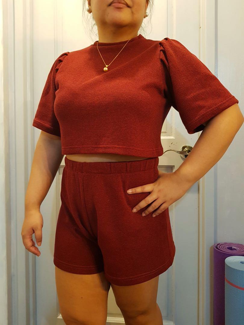 Holiday Red Puff Sleeve Coordinates (Category: Sets or Coordinates) located in Taguig. Submitted by buymyclothes_ (Listing ID 1130328208, Image 2). Description: Brand new Size Medium Thick fabric (no bakats or anything!).