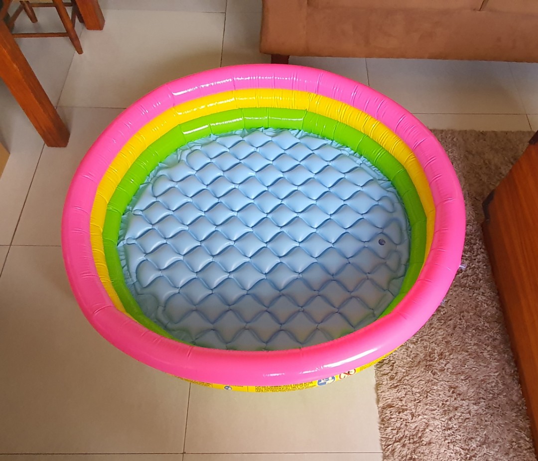 Intex swimming pool, Babies & Kids, Infant Playtime on Carousell