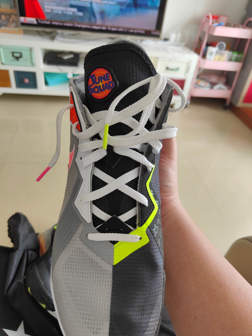 looney tunes sneakers lebron james