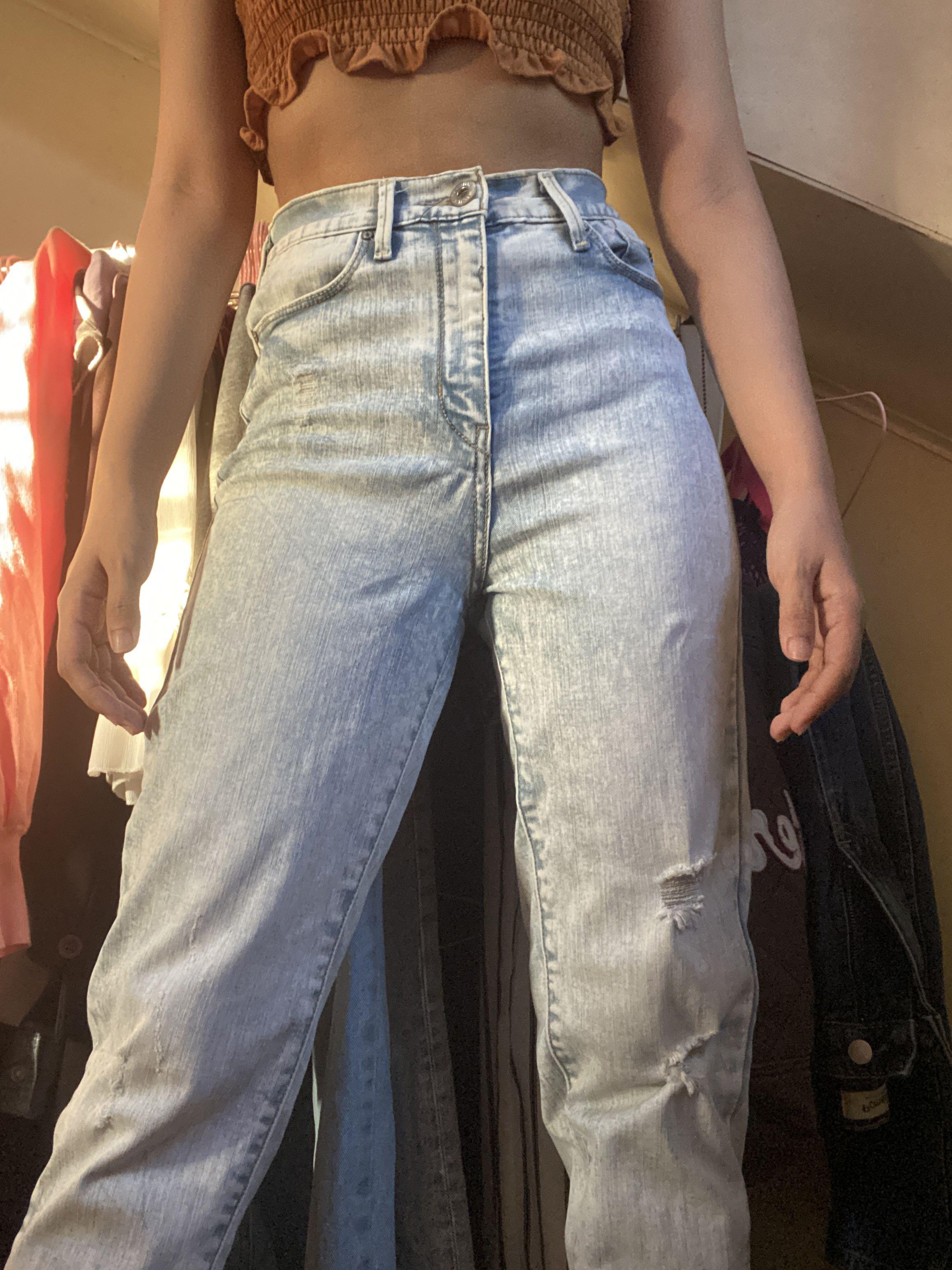 Levi s Denizen Mom Jeans Light Wash