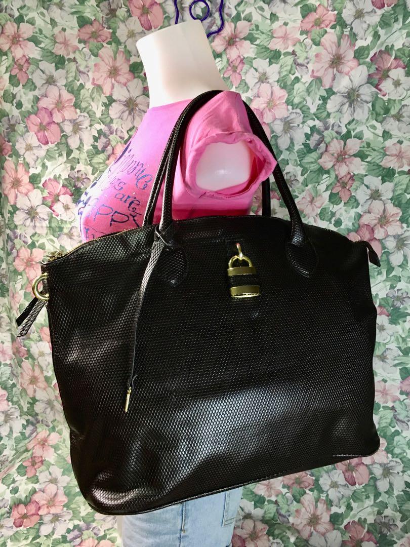 LONDON FOG Tote bag Women s Fashion Bags Wallets Tote Bags on
