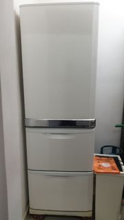 (Category: ) located in . Submitted by e.tan1220 (Listing ID 1130380651, Image 1). Description: .