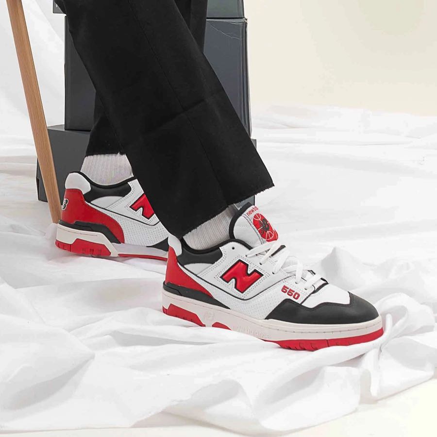 red new balance tennis shoes