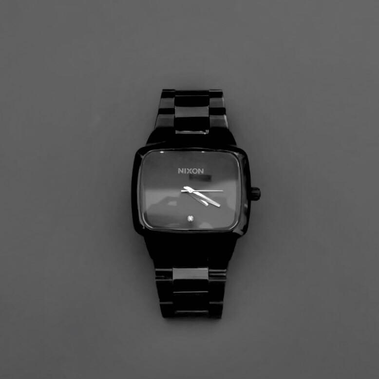 Nixon player all black new arrivals