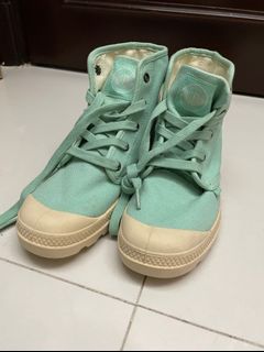 （分類：）位於 。 由 maneeho 提交（商品編號 1130409474，圖片 1）。簡介： 。