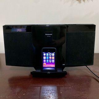 Panasonic Compact Stereo w/ Dock, FREE iPod‼️