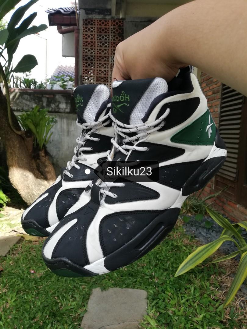 Reebok Kamikaze 1 Shawn Kemp sepatu basket not Jordan, Fesyen Pria, Sepatu  , Sneakers di Carousell