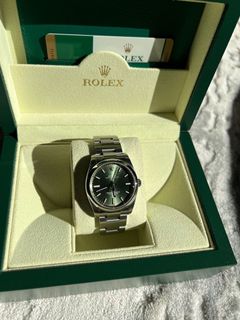 （分類：）位於 。 由 couplewatch 提交（商品編號 1130396544，圖片 1）。簡介： 。