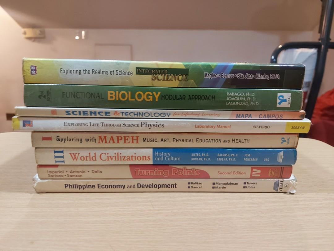 Science Economics MAPEH Books (Category: Textbooks) located in Makati City. Submitted by csupply (Listing ID 1130370497, Image 1). Description: Integrated Science 150 Functional Biology 150 Science & Technology 100 Physics 100 Exploring with MAPEH 150 World Civilization 150 Turning Points 150 Philippines Economy and Development 150 Books are used but well kept condition Prices are negoriable Location: Makati Shipping: Tru Grab or Lalamove Buyer's