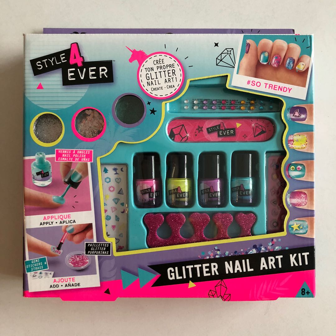 Style 4 Ever ( Glitter nail art kit), Beauty & Personal Care, Hands