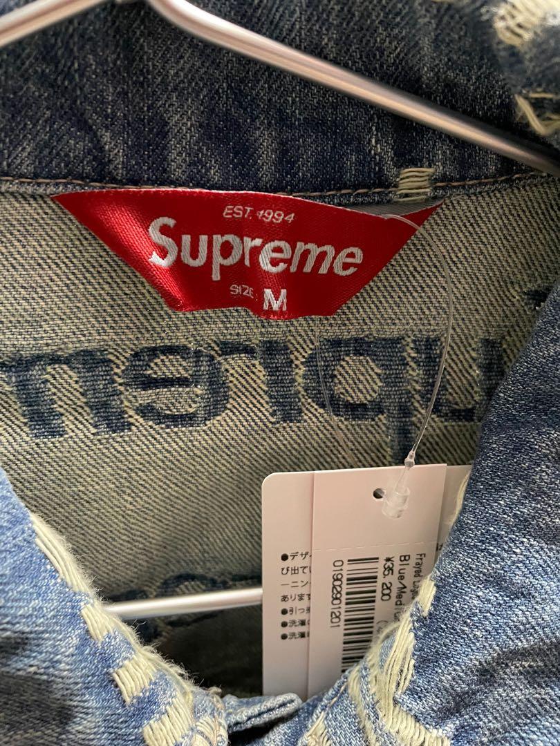 Supreme frayed logos denim trucker jacket, 名牌, 服裝- Carousell