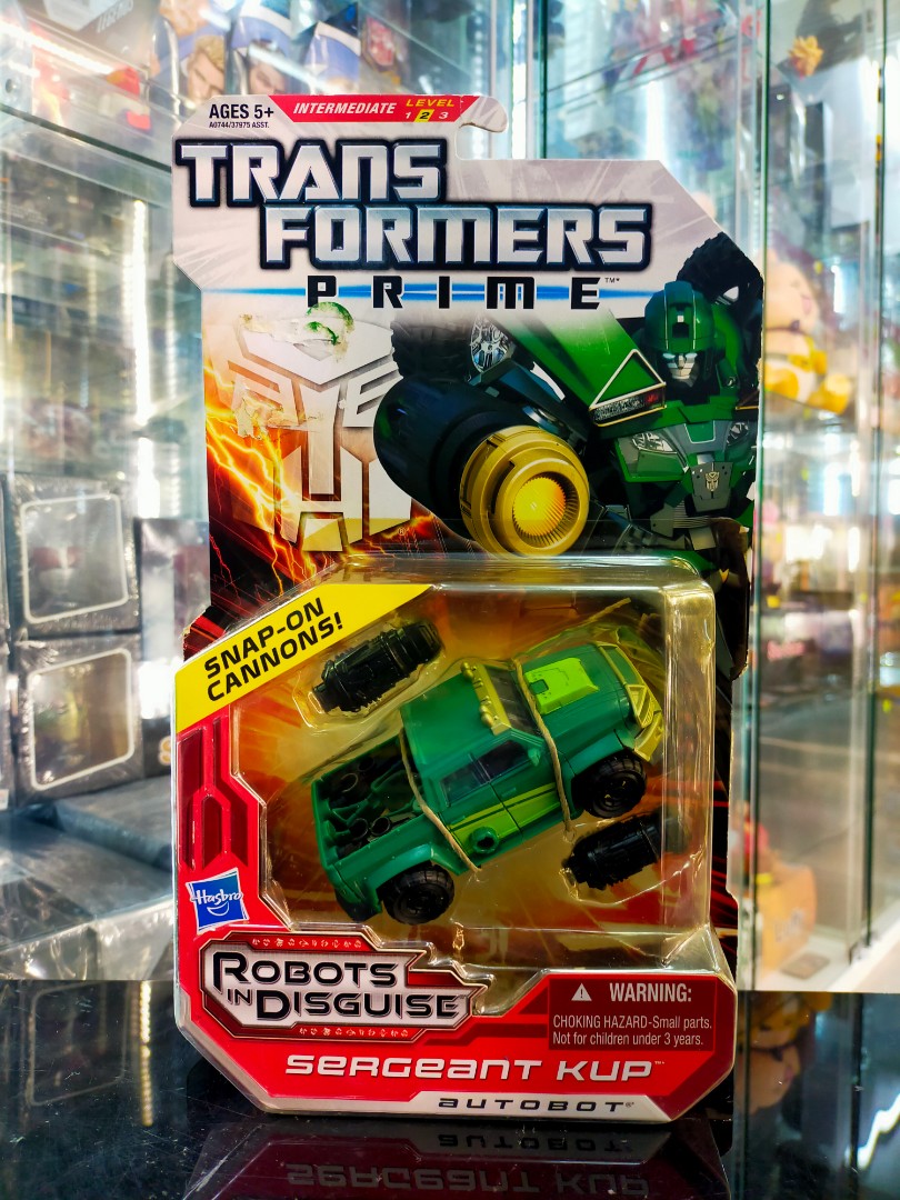 Transformers Prime RID Deluxe Sergeant Kup, Hobbies & Toys