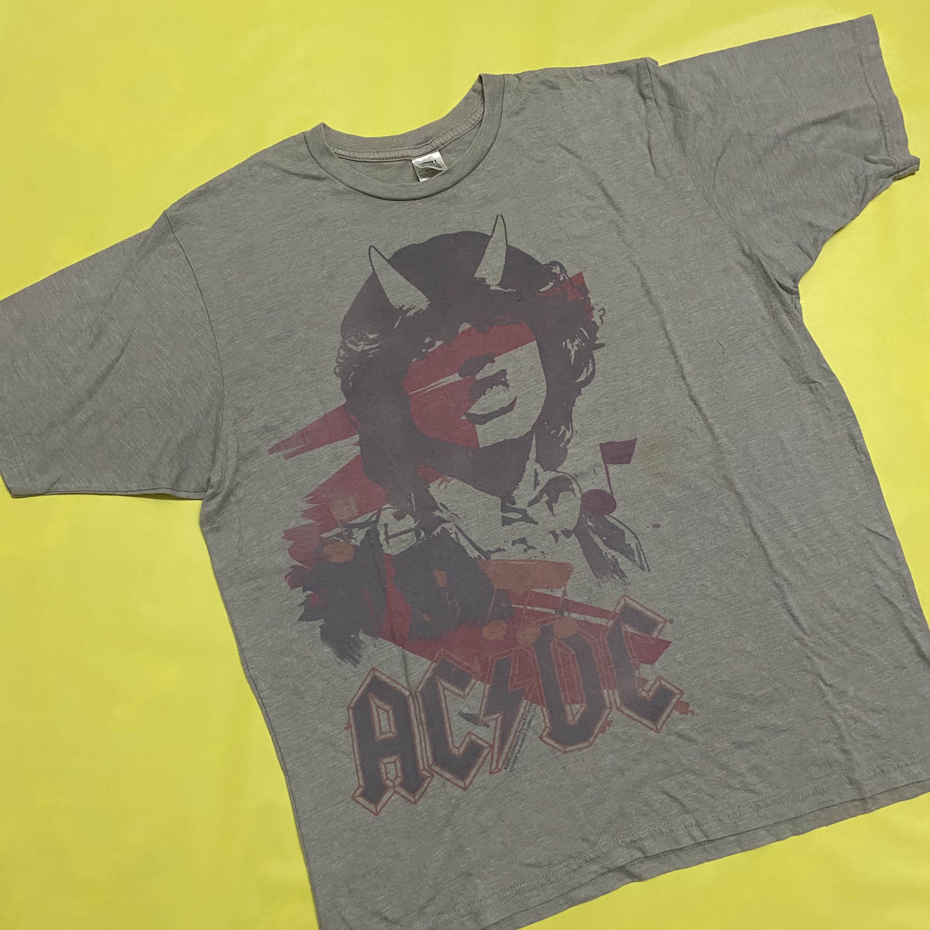 Vintage Acdc Band Tee, Men's Fashion, Tops & Sets, Tshirts & Polo ...