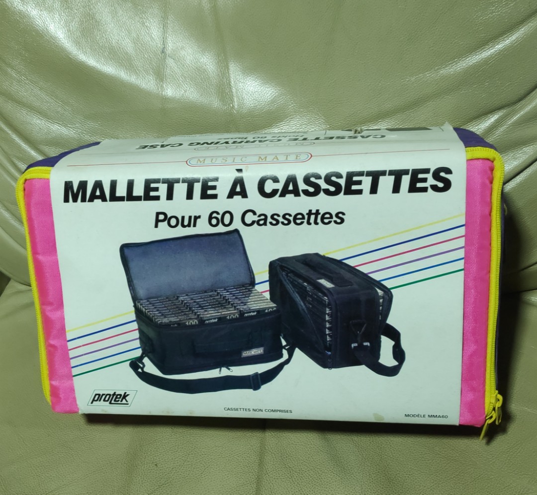 vintage cassette carrying case, Hobbies & Toys, Collectibles