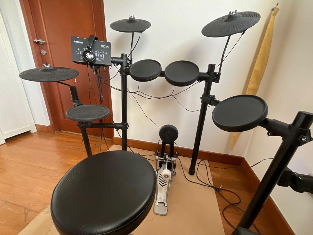 Yamaha DTX402K Electronic Drum kit