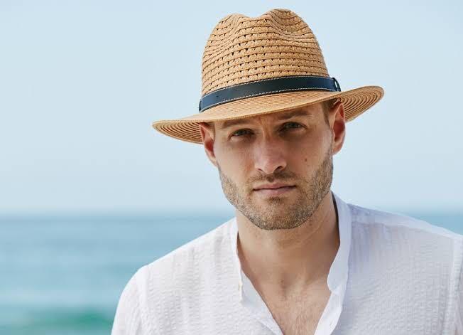 ZARA MAN HAT, Fesyen Pria, Aksesoris 