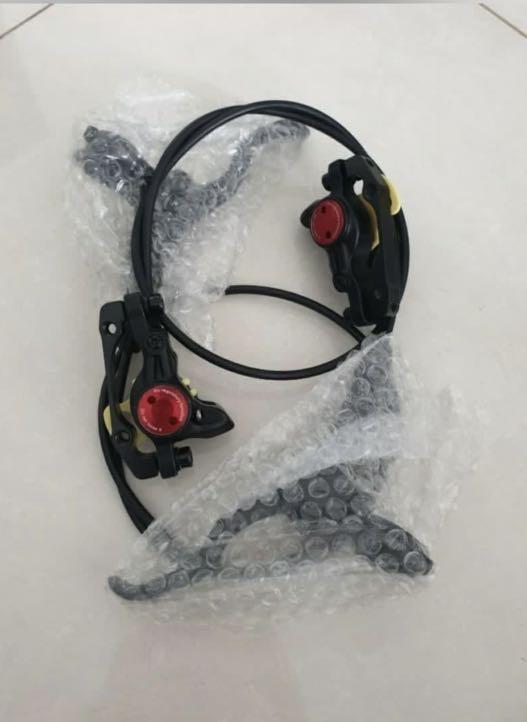 Zoom hydraulic brakes pair, Sports Equipment, Bicycles & Parts, Parts