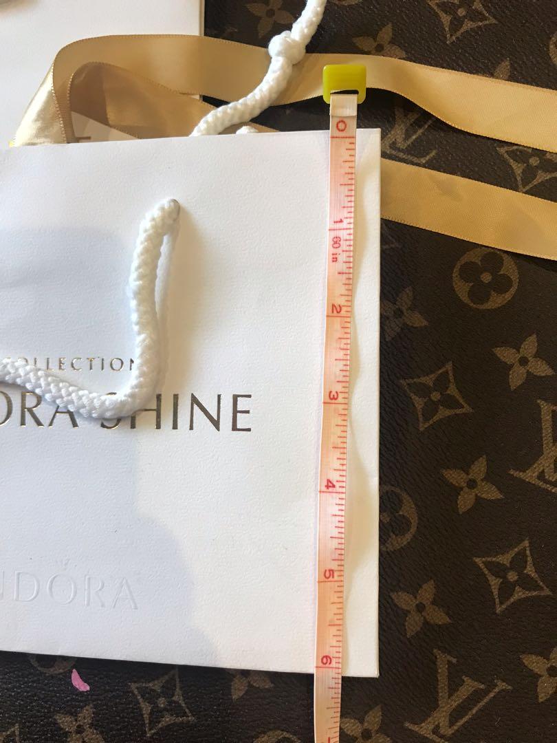 2 pcs 💯Pandora paper bag (Category: Luxury Bags & Wallets) located in Mandaluyong City. Submitted by outlet18 (Listing ID 1130482301, Image 2). Description: new 2 pcs for 350 .