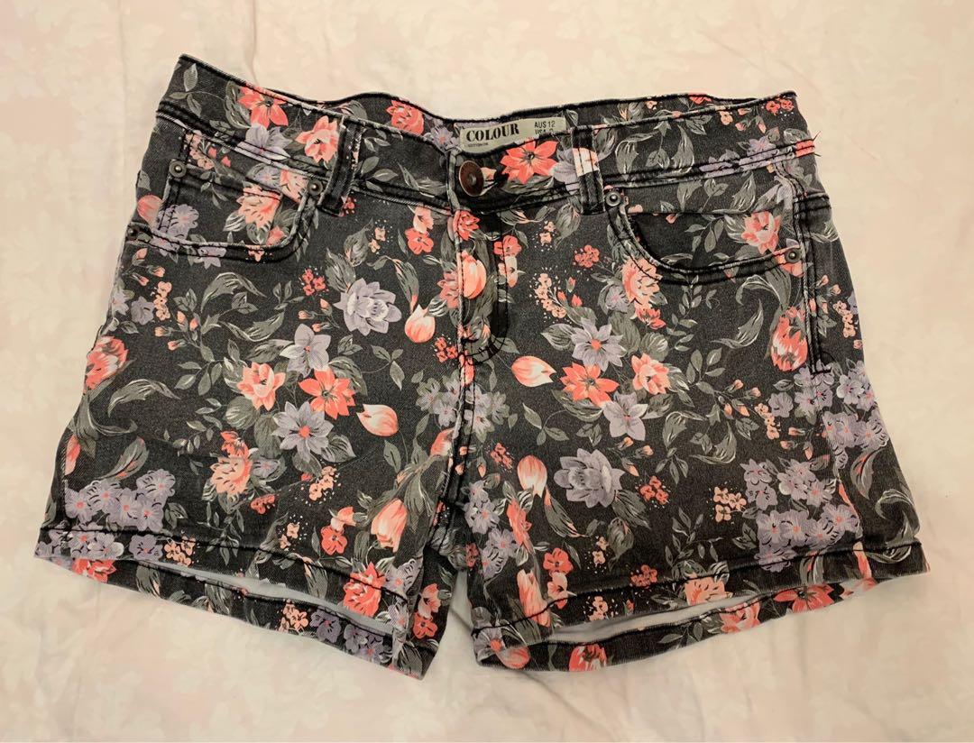 Womens floral shorts outlet
