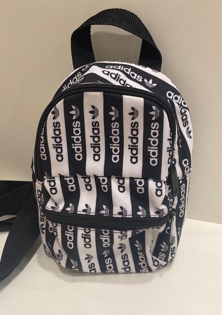 adidas ryv mini backpack