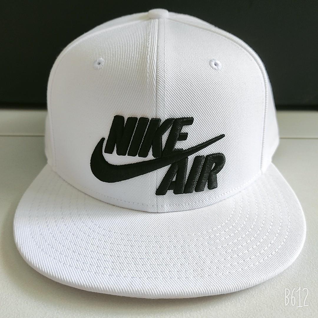 Nike air cap white online