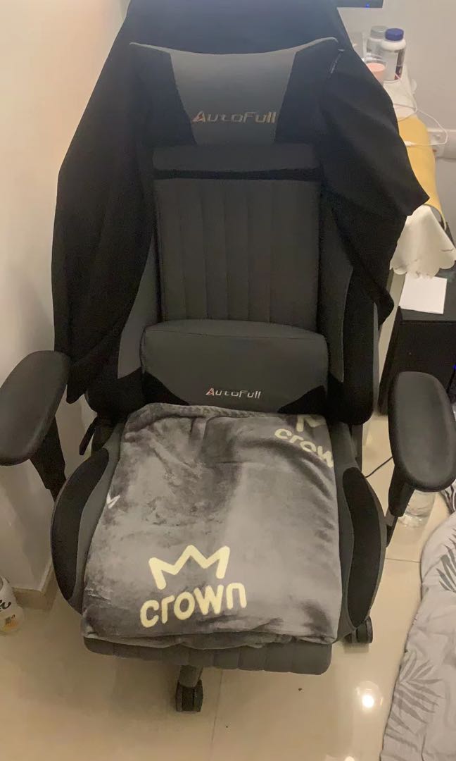 Autofull Gaming Chair 傲风电竞椅, Furniture & Home Living, Furniture, Chairs
