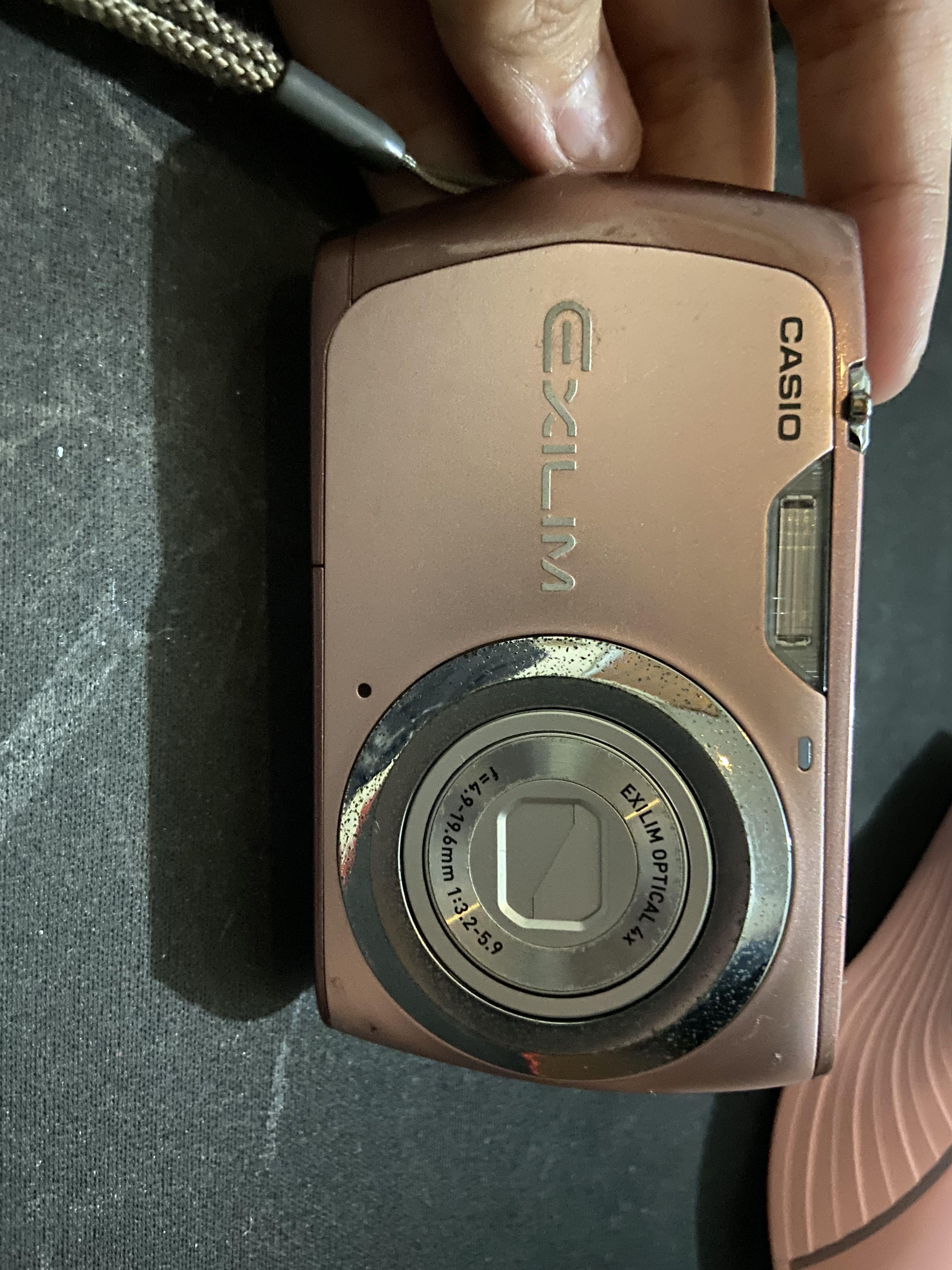 Casio Exilim Digital Camera (Category: Cameras) located in Caloocan City. Submitted by desivee (Listing ID 1130533520, Image 2). Description: Casio Exilim 14.1 mp digital camera - no known issues comes with - battery - battery charger - sd card 4gb - camera pouch dm for sample photos.