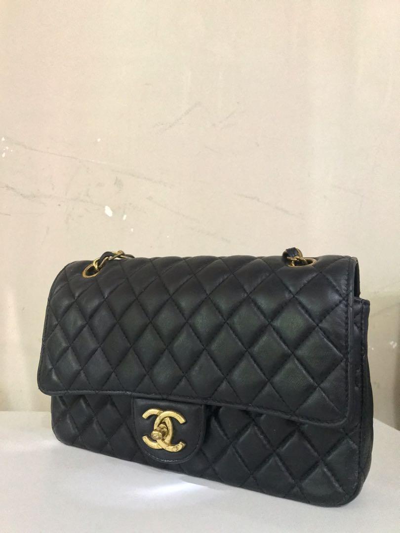 CHANEL CLASSIC SINGLE FLAP, Women's Fashion, Bags & Wallets, Purses &  Pouches on Carousell