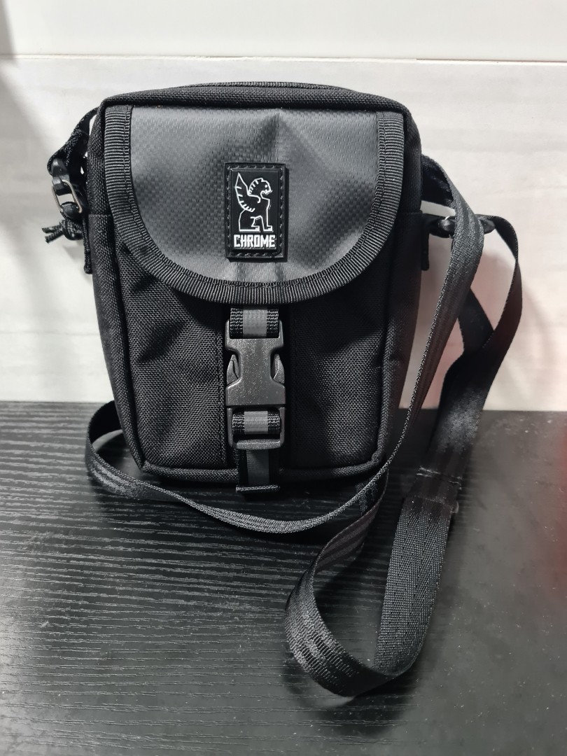 Chrome shoulder sales accessory pouch