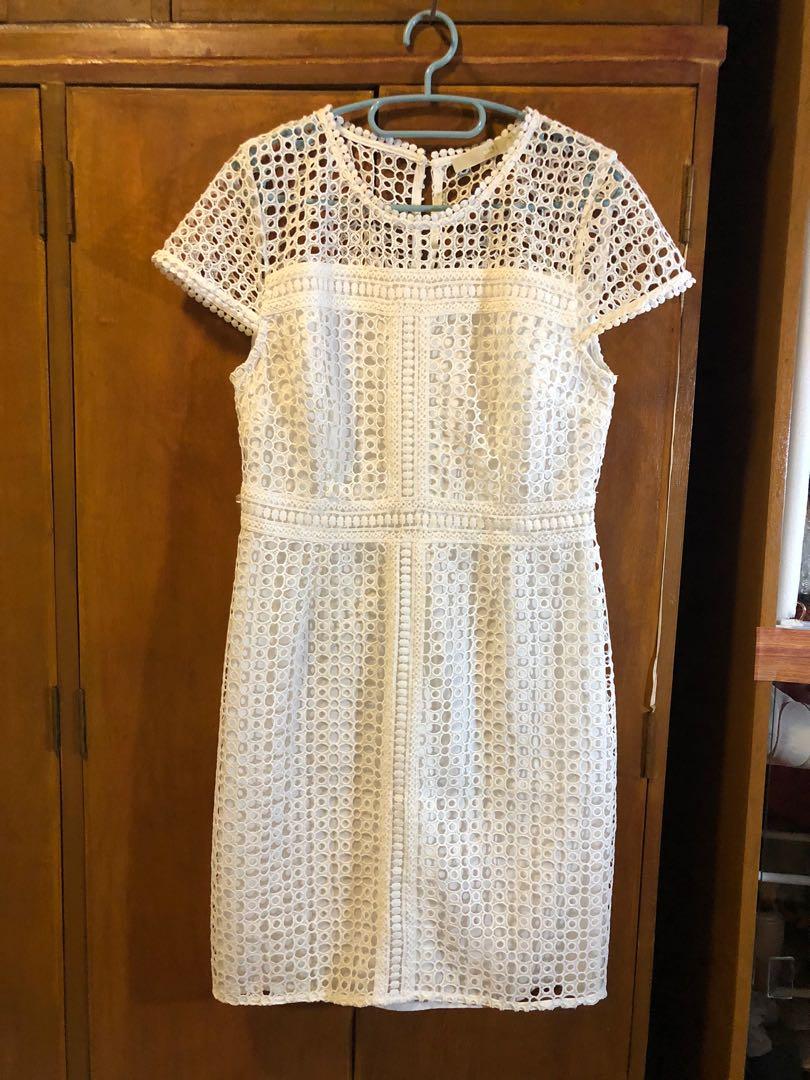 CLN Dress (Category: Dresses) located in Manila. Submitted by mayeyeah (Listing ID 1130502596, Image 1). Description: From my mom’s closet :).