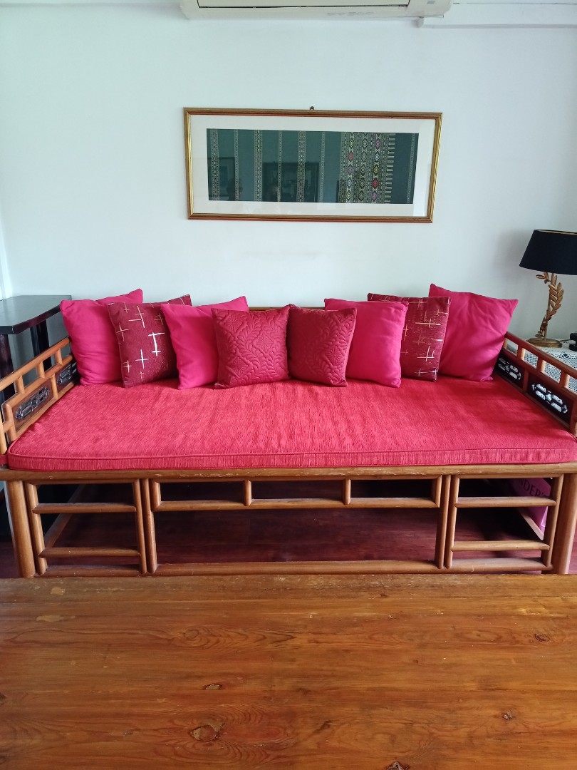 Day bed, Furniture & Home Living, Furniture, Other Home Furniture on