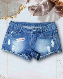 (Category: ) located in . Submitted by fab_shoppe (Listing ID 1130581213, Image 1). Description: .