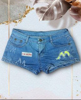 (Category: ) located in . Submitted by fab_shoppe (Listing ID 1130581820, Image 1). Description: .