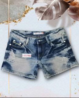 (Category: ) located in . Submitted by fab_shoppe (Listing ID 1130583539, Image 1). Description: .