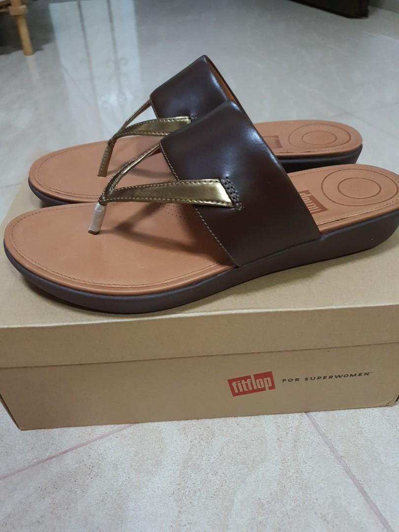 Fitflop delta hot sale toe thong sandals