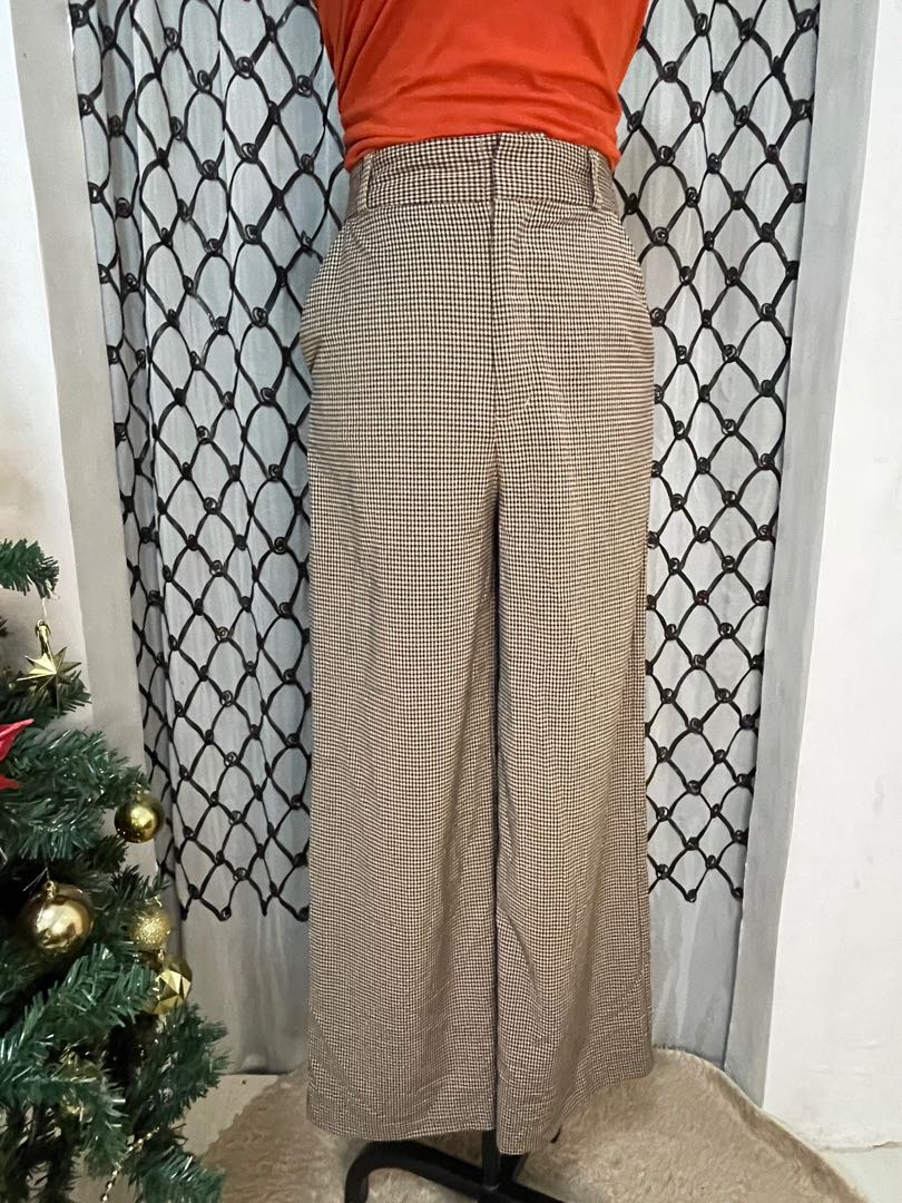 Gu/ Uniqlo, Women's Fashion, Bottoms, Other Bottoms On Carousell