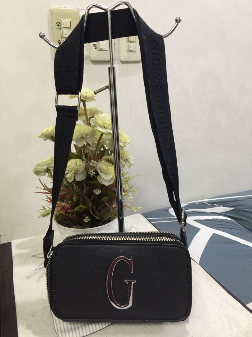 Guess snapshot, Women's Fashion, Bags & Wallets, Crossbody Bags on