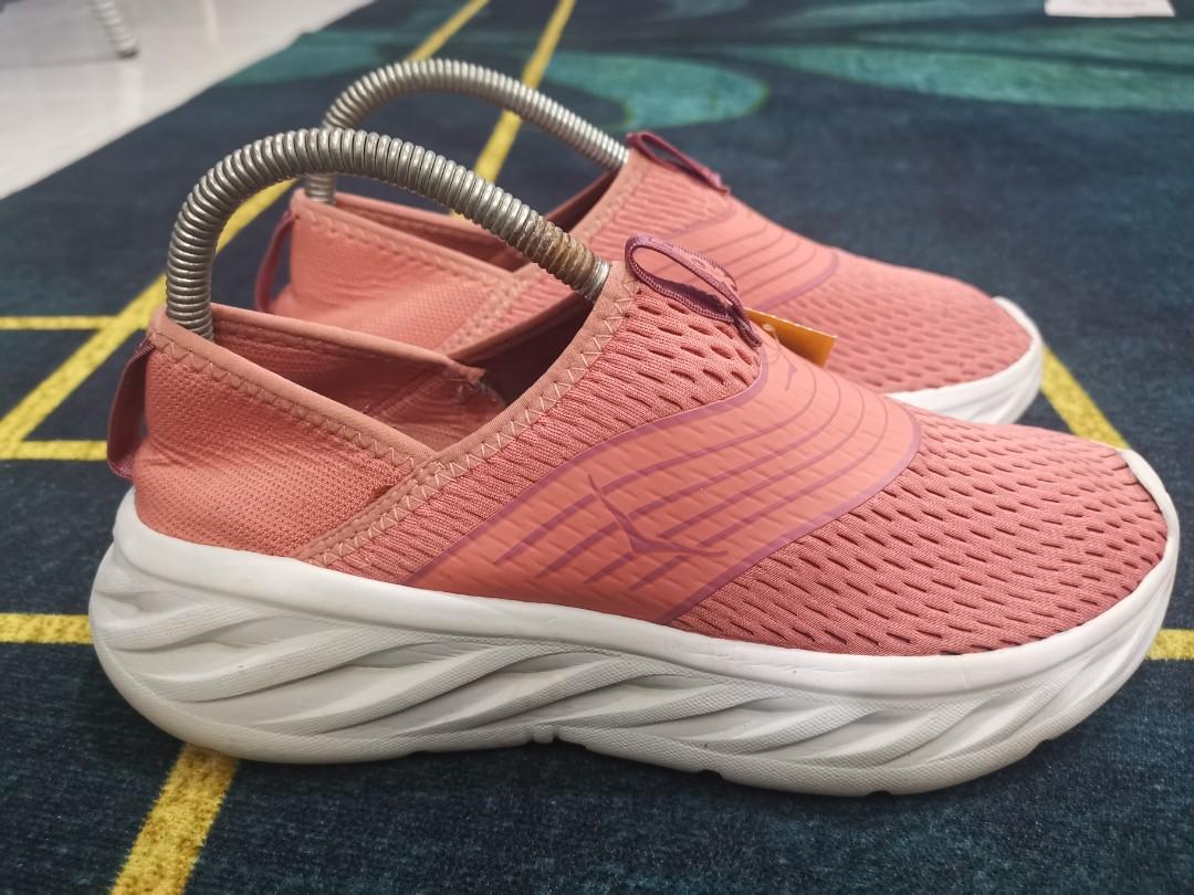Hoka one one ora recovery deals shoes