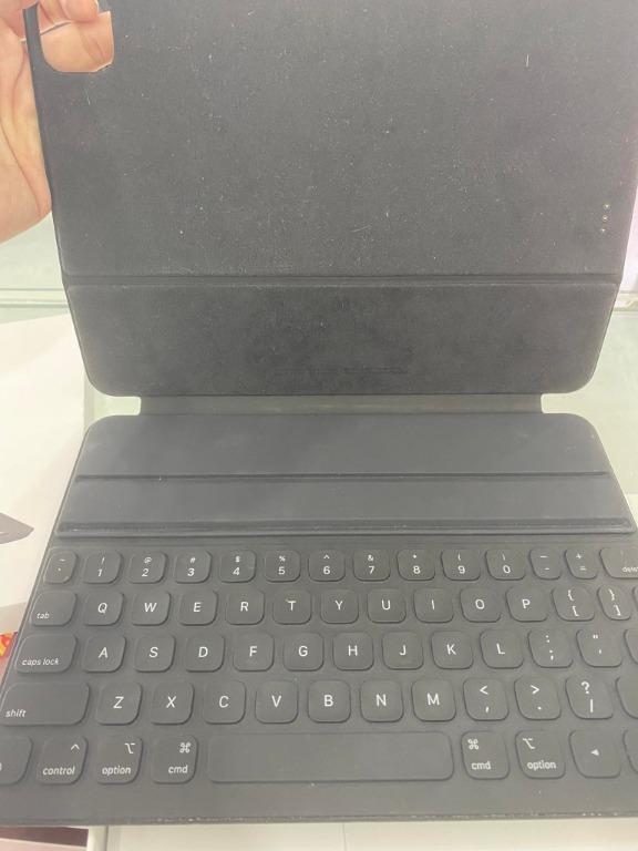 iPad Air 4 + Keyboard + Pen, Mobile Phones & Gadgets, Tablets, iPad on