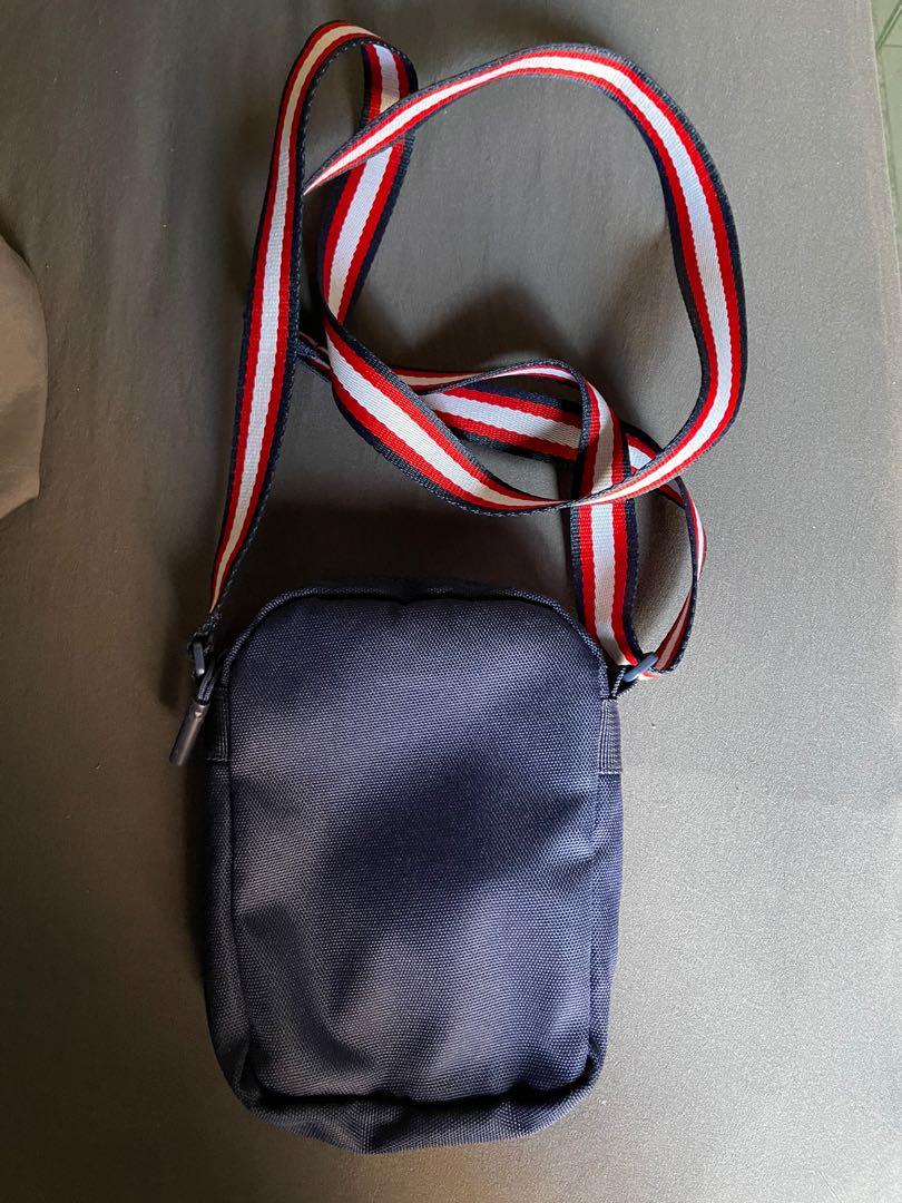 Jordan PSG Festival Bag Features, 名牌, 手袋及銀包 Carousell